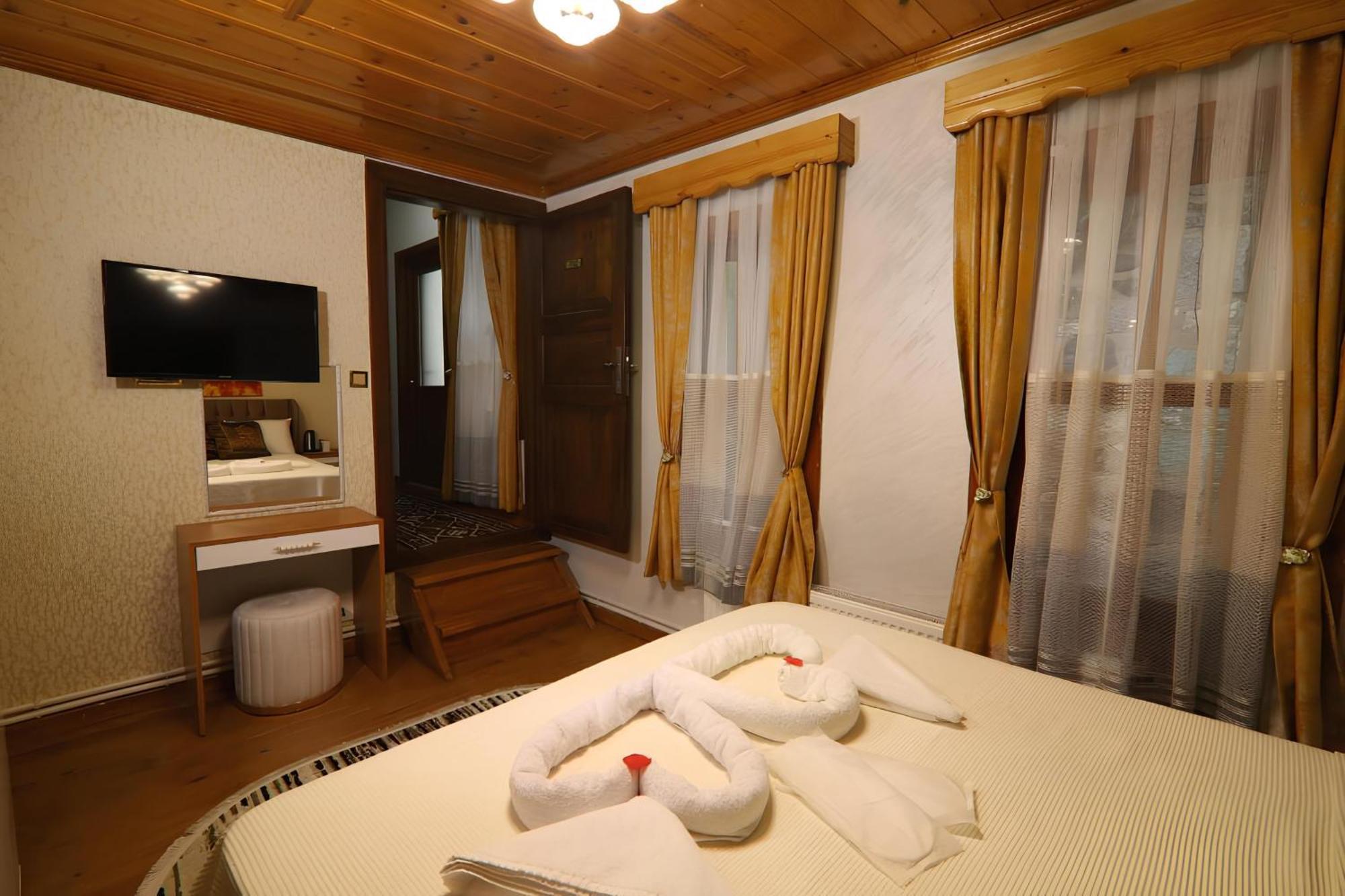 Royal Gur Hotel Istanbul Exterior photo